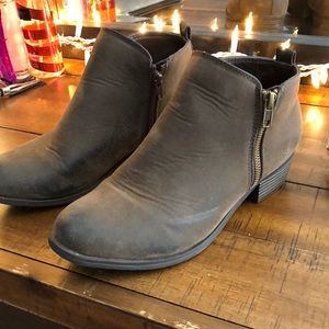 Ankle boots